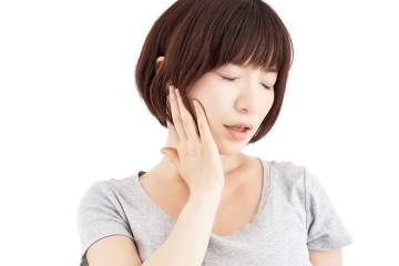 写真：インプラント治療後にしみる…これって知覚過敏なの？