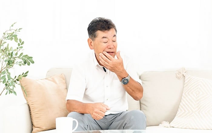 歯ぎしりがインプラントに及ぼす影響：インプラント自体の動揺