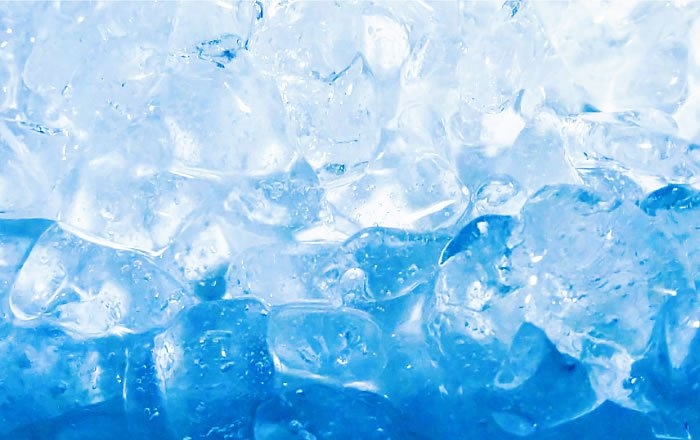 インプラント治療後の痛みや腫れへの対処方法：患部を冷却する