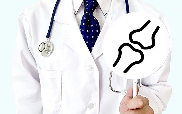 インプラント体（フィクスチャー）が外れてしまう原因：骨粗しょう症