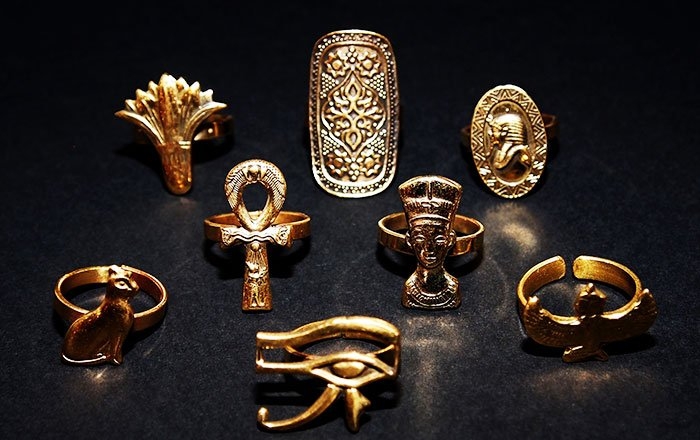 まだまだ実用的ではなかった古代のインプラント