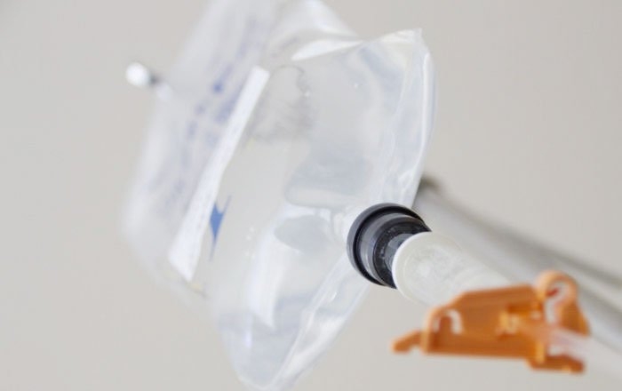 インプラント手術で使われる麻酔の種類：静脈内鎮静法（セデーション、IVS）