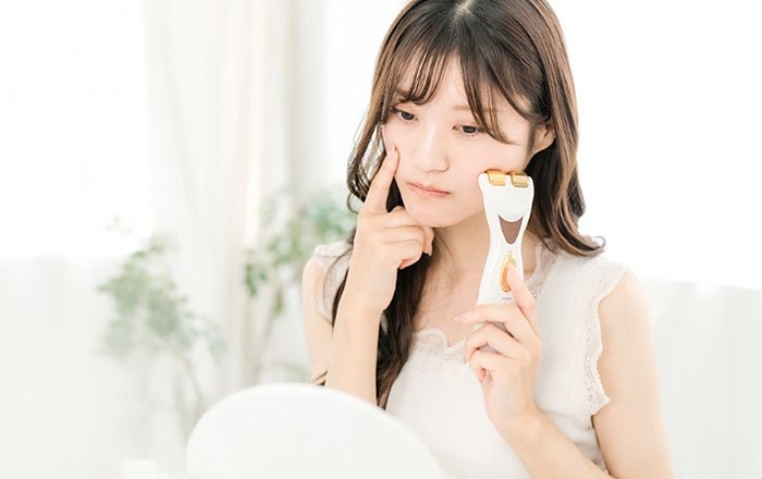 インプラント治療後にできる美容施術と注意点：EMS美顔器・美顔器全般